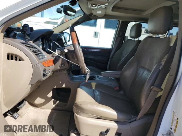 2015 Chrysler Town & Country Limited Platinum with VIN 2C4RC1GG7FR743471, listed as a Copart auction lot 49981625 with 142,585 mi miles and Clean Title. Bid and sale history available at carsss.com. Image 7.