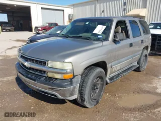 2003 Chevrolet Tahoe LS with VIN 1GNEC13V03R302664, listed as a IAAI auction lot 41772648 with 270,634 mi miles. Bid and sale history available at carsss.com. Image 2.