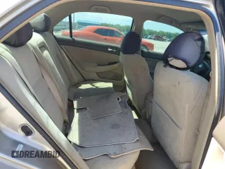 2003 Honda Accord LX z VIN 1HGCM56353A015271, wystawiony jako Copart lot #57214495 z przebiegiem 206 404 mil mil oraz Czysty tytuł • Clean title. Historia ofert i sprzedaży dostępna na DreamBid. Obrazek 10.