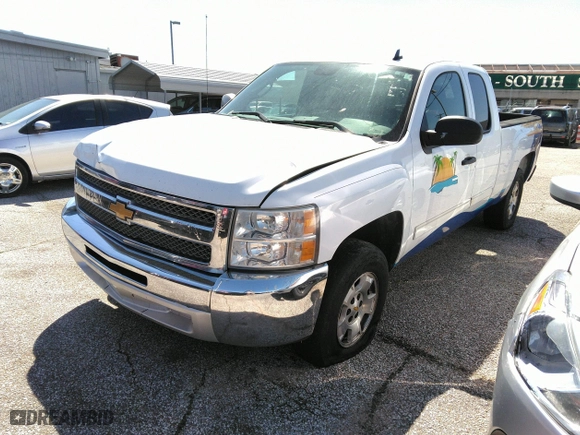 2013 Chevrolet Silverado 1500 LT with VIN 1GCRCSE0XDZ278084, listed as a IAAI auction lot 41826461 with 293,696 mi miles. Bid and sale history available at carsss.com. Image 17.