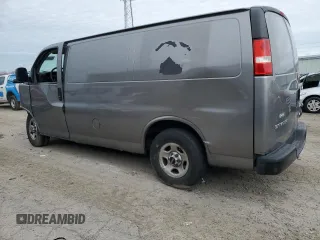 2006 GMC Savana Cargo Van with VIN 1GTEG15X861118619, listed as a Copart auction lot 82440064 with 0 mi miles and Salvage Title. Bid and sale history available at carsss.com. Image 2.