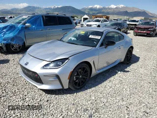 2025 Toyota 86 Premium z VIN JF1ZNBE10S9753344, wystawiony jako Copart lot #57508345 z przebiegiem 63 mil mil oraz Szkoda całkowita • Salvage title. Historia ofert i sprzedaży dostępna na DreamBid. Obrazek 1.