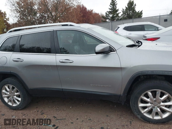 2014 Jeep Cherokee Limited with VIN 1C4PJMDS3EW280399, listed as a IAAI auction lot 40737977 with 131,595 mi miles. Bid and sale history available at carsss.com. Image 13.