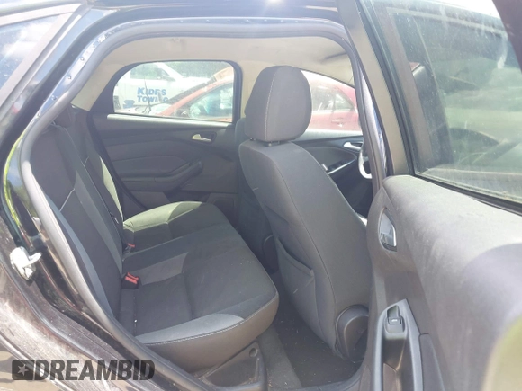 2013 Ford Focus SE z VIN 1FADP3F25DL262680, wystawiony jako IAAI lot #42682392 z przebiegiem 198 878 mil mil oraz . Historia ofert i sprzedaży dostępna na DreamBid. Obrazek 8.