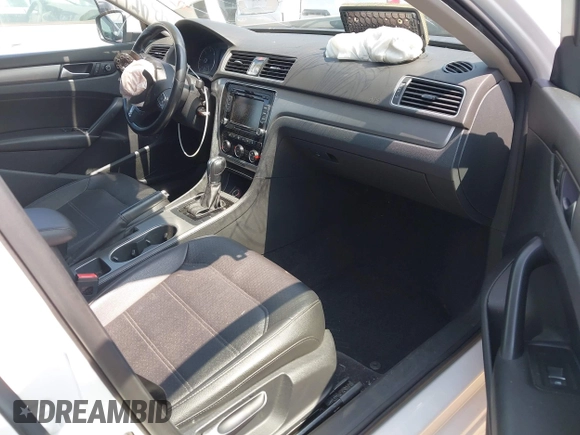 2014 Volkswagen Passat SE с VIN 1VWBN7A3XEC068708, выставлен на аукционе IAAI как лот 42439517 с пробегом 144 563 миль миль и . История ставок и продаж доступна на DreamBid. Изображение 5.