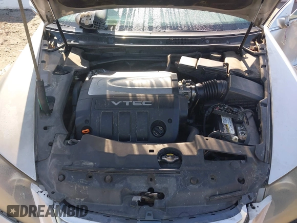 2007 Acura RL Technology with VIN JH4KB16617C004862, listed as a IAAI auction lot 42659578 with 203,727 mi miles and . Bid and sale history available at DreamBid. Image 10.