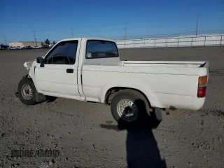 1990 Toyota Pickup with VIN JT4RN81R1L0049863, listed as a Copart auction lot 42832405 with 230,913 mi miles and Salvage title. Bid and sale history available at DreamBid. Image 2.