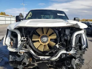 2011 Ford F-350 XL with VIN 1FT8W3BT8BEA14650, listed as a Copart auction lot 77662334 with 338,883 mi miles and Salvage title. Bid and sale history available at DreamBid. Image 5.
