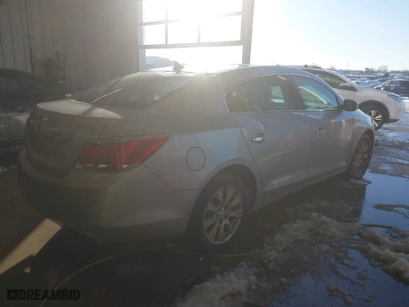 2013 Buick LaCrosse with VIN 1G4GA5E30DF289018, listed as a IAAI auction lot 41245137 with 183,772 mi miles. Bid and sale history available at carsss.com. Image 4.