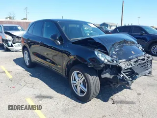 2016 Porsche Cayenne z VIN WP1AA2A21GLA10704, wystawiony jako IAAI lot #42001832 z przebiegiem 47 866 mil mil oraz . Historia ofert i sprzedaży dostępna na DreamBid. Obrazek 1.
