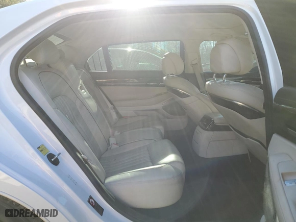 2017 Genesis G90 3.3T Premium with VIN KMHG34JA8HU027032, listed as a Copart auction lot 78633003 with 95,950 mi miles. Bid and sale history available at carsss.com. Image 10.