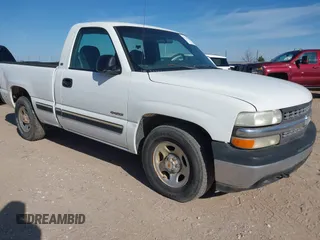 2000 Chevrolet Silverado 1500 with VIN 1GCEC14V3YZ352005, listed as a IAAI auction lot 41741383 with 300,705 mi miles and . Bid and sale history available at DreamBid. Image 1.