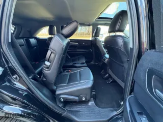2018 Toyota Highlander SE with VIN 5TDJZRFH1JS852352, listed as a Copart auction lot 54444065 with 174,793 mi miles and Clean Title. Bid and sale history available at carsss.com. Image 6.