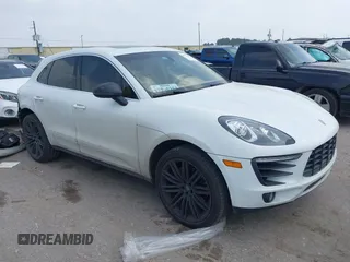 2015 Porsche Macan S with VIN WP1AB2A50FLB60518, listed as a IAAI auction lot 41797095 with 74,294 mi miles. Bid and sale history available at carsss.com. Image 1.