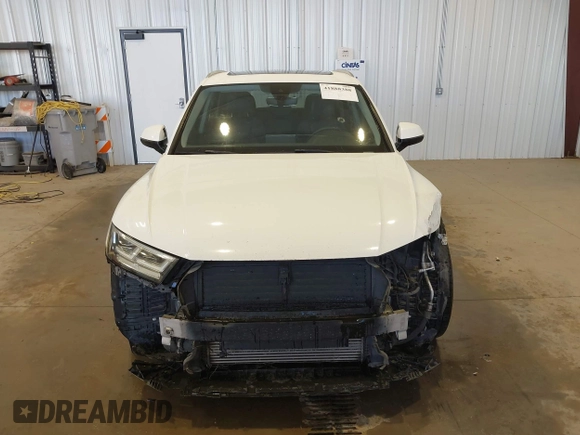 2018 Audi Q5 Premium Plus with VIN WA1BNAFY4J2198014, listed as a IAAI auction lot 41888388 with 141,924 mi miles. Bid and sale history available at carsss.com. Image 13.