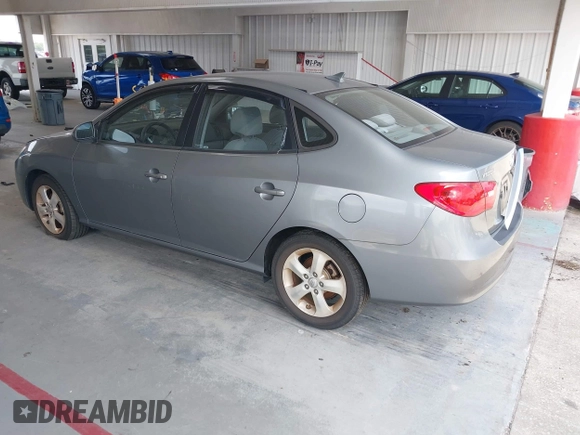 2010 Hyundai Elantra GLS z VIN KMHDU4AD7AU112279, wystawiony jako IAAI lot #42493013 z przebiegiem 99 120 mil mil oraz . Historia ofert i sprzedaży dostępna na DreamBid. Obrazek 3.