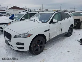 2019 Jaguar F-PACE 25t Premium with VIN SADCJ2FX2KA609389, listed as a IAAI auction lot 41001997 with 85,625 mi miles. Bid and sale history available at carsss.com. Image 2.