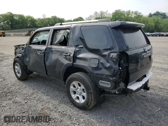 2024 Toyota 4Runner SR5 z VIN JTEMU5JR4R6284870, wystawiony jako Copart lot #56626445 z przebiegiem 20 658 mil mil oraz Szkoda całkowita • Salvage title. Historia ofert i sprzedaży dostępna na DreamBid. Obrazek 2.