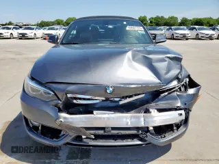 2017 BMW 2 Series 230i z VIN WBA2K9C34HV950516, wystawiony jako Copart lot #60607725 z przebiegiem 50 462 mil mil oraz Szkoda całkowita • Salvage title. Historia ofert i sprzedaży dostępna na DreamBid. Obrazek 5.