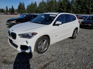 2017 BMW X1 xDrive28i with VIN WBXHT3C34H5F70315, listed as a Copart auction lot 40435943 with 0 mi miles. Bid and sale history available at carsss.com. Image 1.