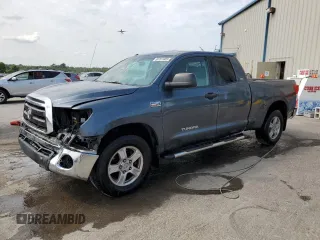 2010 Toyota Tundra z VIN 5TFRY5F14AX093174, wystawiony jako Copart lot #59761005 z przebiegiem 228 039 mil mil oraz Szkoda całkowita • Salvage title. Historia ofert i sprzedaży dostępna na DreamBid. Obrazek 1.