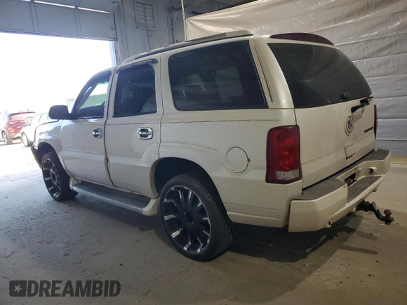 2005 Cadillac Escalade with VIN 1GYEK63NX5R110755, listed as a Copart auction lot 53097415 with 230,172 mi miles and Salvage title. Bid and sale history available at DreamBid. Image 2.
