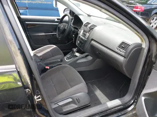 2009 Volkswagen Jetta S with VIN 3VWJZ71K19M053025, listed as a IAAI auction lot 42468951 with 225,036 mi miles and . Bid and sale history available at DreamBid. Image 5.