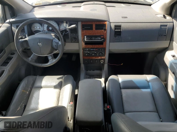 2007 Dodge Durango SLT z VIN 1D8HB482X7F562216, wystawiony jako Copart lot #51259715 z przebiegiem 195 040 mil mil oraz Czysty tytuł • Clean title. Historia ofert i sprzedaży dostępna na DreamBid. Obrazek 8.