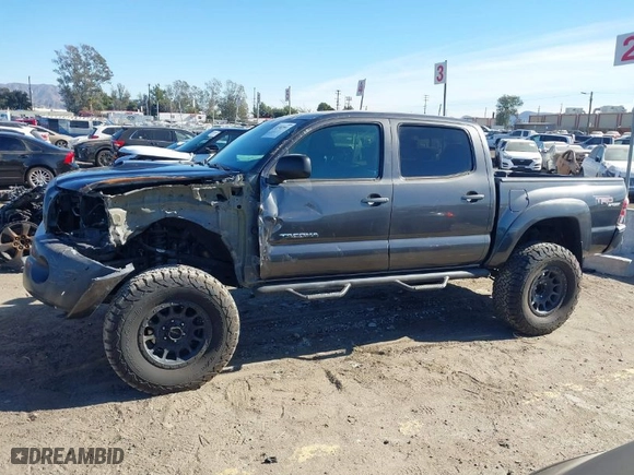 2010 Toyota Tacoma PreRunner with VIN 3TMJU4GNXAM100347, listed as a IAAI auction lot 41382997 with NaN miles. Bid and sale history available at carsss.com. Image 14.