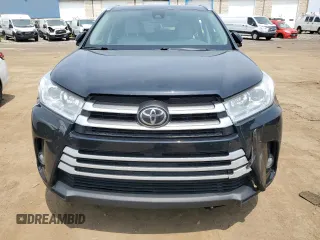 2017 Toyota Highlander XLE with VIN 5TDJZRFH5HS378559, listed as a Copart auction lot 60284395 with 121,915 mi miles and Clean title. Bid and sale history available at DreamBid. Image 5.