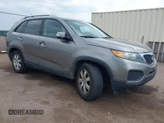 2012 Kia Sorento LX with VIN 5XYKTDA2XCG296649, listed as a IAAI auction lot 39853362 with 123,072 mi miles. Bid and sale history available at carsss.com. Image 1.