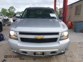 2012 Chevrolet Tahoe LT z VIN 1GNSCBE03CR144606, wystawiony jako IAAI lot #42005433 z przebiegiem 193 386 mil mil oraz . Historia ofert i sprzedaży dostępna na DreamBid. Obrazek 12.