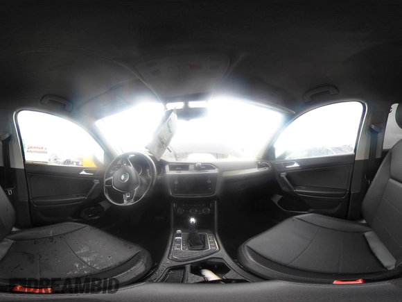 2018 Volkswagen Tiguan SEL с VIN 3VV3B7AX9JM068003, выставлен на аукционе IAAI как лот 41917511 с пробегом 75 656 миль миль и . История ставок и продаж доступна на DreamBid. Изображение 18.