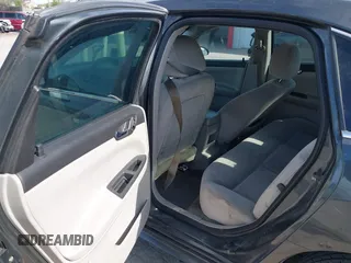 2011 Chevrolet Impala LT Fleet z VIN 2G1WG5EK3B1171029, wystawiony jako IAAI lot #42155270 z przebiegiem 242 297 mil mil oraz . Historia ofert i sprzedaży dostępna na DreamBid. Obrazek 8.