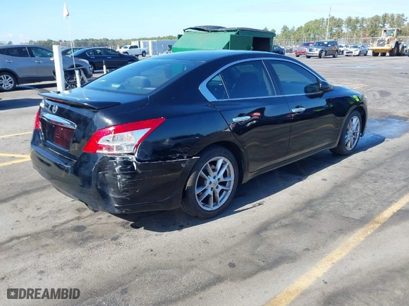 2009 Nissan Maxima 3.5 SV w/Sport Pkg with VIN 1N4AA51E99C838473, listed as a IAAI auction lot 40706438 with 205,087 mi miles. Bid and sale history available at carsss.com. Image 4.