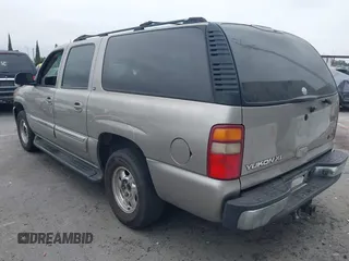 2002 GMC Yukon XL SLT z VIN 3GKEC16T22G355940, wystawiony jako IAAI lot #42373290 z przebiegiem 266 010 mil mil oraz . Historia ofert i sprzedaży dostępna na DreamBid. Obrazek 3.