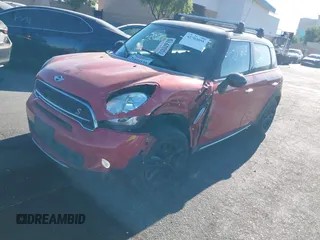 2016 MINI Countryman S with VIN WMWZC5C50GWU02754, listed as a IAAI auction lot 42702055 with 105,284 mi miles and . Bid and sale history available at DreamBid. Image 6.
