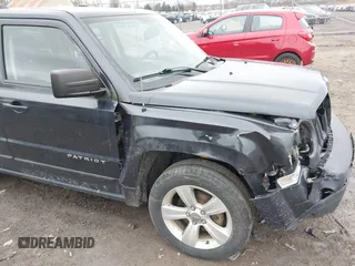 2014 Jeep Patriot Limited with VIN 1C4NJRCB8ED648089, listed as a IAAI auction lot 41801878 with 102,346 mi miles and . Bid and sale history available at DreamBid. Image 17.