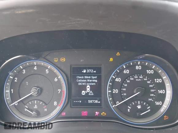 2018 Hyundai Kona Limited with VIN KM8K33A58JU078785, listed as a IAAI auction lot 41808445 with 58,738 mi miles. Bid and sale history available at carsss.com. Image 7.