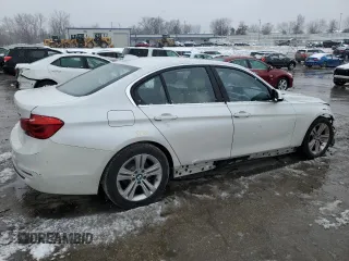 2017 BMW 3 Series 330i xDrive with VIN WBA8D9G50HNU59800, listed as a Copart auction lot 44417915 with 61,809 mi miles and Clean title. Bid and sale history available at DreamBid. Image 3.