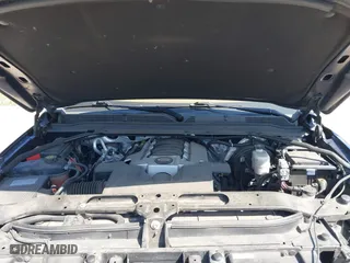 2017 Cadillac Escalade Platinum with VIN 1GYS4DKJ2HR232434, listed as a IAAI auction lot 41870447 with 89,003 mi miles. Bid and sale history available at carsss.com. Image 10.