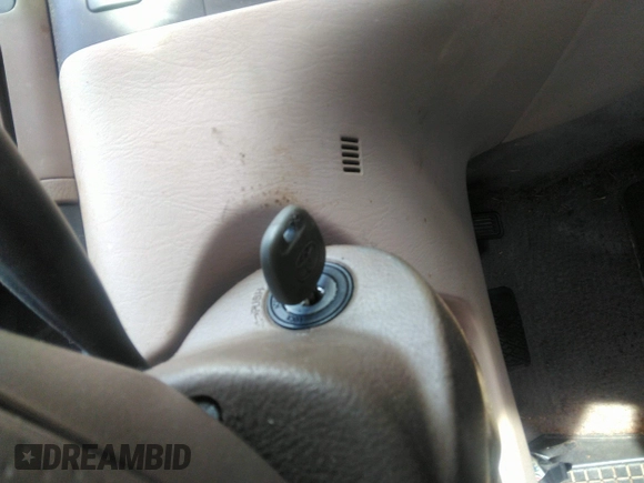 2005 Toyota Corolla CE with VIN 1NXBR32E65Z541624, listed as a IAAI auction lot 42499366 with 299,999 mi miles and . Bid and sale history available at DreamBid. Image 11.