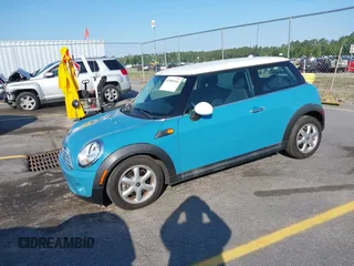 2008 MINI Hardtop with VIN WMWMF33568TT67727, listed as a IAAI auction lot 41985166 with 158,579 mi miles and . Bid and sale history available at DreamBid. Image 2.
