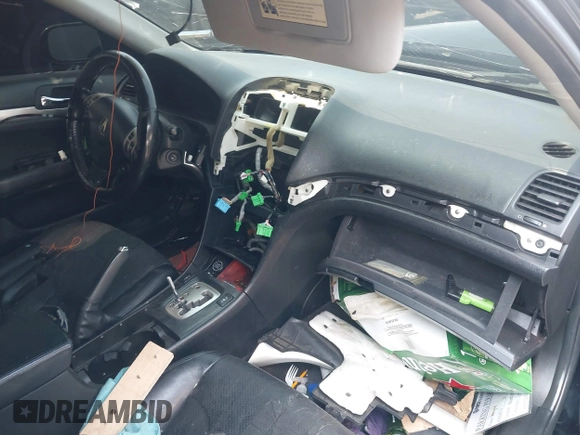 2008 Acura TSX Nav with VIN JH4CL96928C000220, listed as a IAAI auction lot 42424417 with 230,000 mi miles and . Bid and sale history available at DreamBid. Image 5.