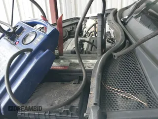 2011 Volkswagen Tiguan S с VIN WVGAV7AX4BW550453, выставлен на аукционе IAAI как лот 41598664 с пробегом 73 281 миль миль и . История ставок и продаж доступна на DreamBid. Изображение 19.