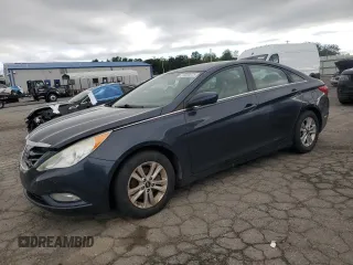 2013 Hyundai Sonata GLS z VIN 5NPEB4AC1DH505134, wystawiony jako Copart lot #57689675 z przebiegiem 169 924 mil mil oraz Czysty tytuł • Clean title. Historia ofert i sprzedaży dostępna na DreamBid. Obrazek 1.