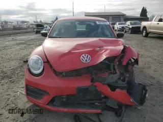 2018 Volkswagen Beetle S with VIN 3VWFD7AT5JM718297, listed as a Copart auction lot 43274815 with 57,783 mi miles and Salvage Title. Bid and sale history available at carsss.com. Image 5.