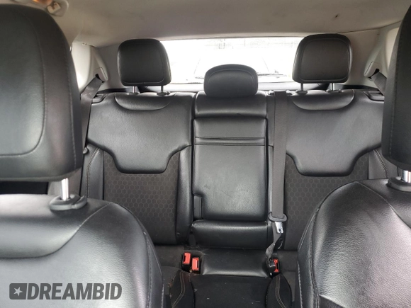 2019 Jeep Compass Latitude z VIN 3C4NJDBB5KT596835, wystawiony jako Copart lot #58706825 z przebiegiem 169 320 mil mil oraz Szkoda całkowita • Salvage title. Historia ofert i sprzedaży dostępna na DreamBid. Obrazek 10.