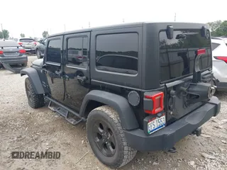 2018 Jeep Wrangler Unlimited Freedom z VIN 1C4BJWDG0JL803889, wystawiony jako IAAI lot #42782367 z przebiegiem 105 738 mil mil oraz . Historia ofert i sprzedaży dostępna na DreamBid. Obrazek 3.
