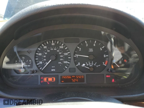 2005 BMW 3 Series 325i with VIN WBAEV33485KL64053, listed as a Copart auction lot 50495465 with 142,266 mi miles and Salvage Title. Bid and sale history available at carsss.com. Image 9.